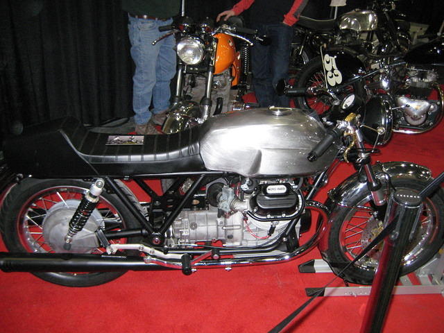 Moto Guzzi Tonti frame custom